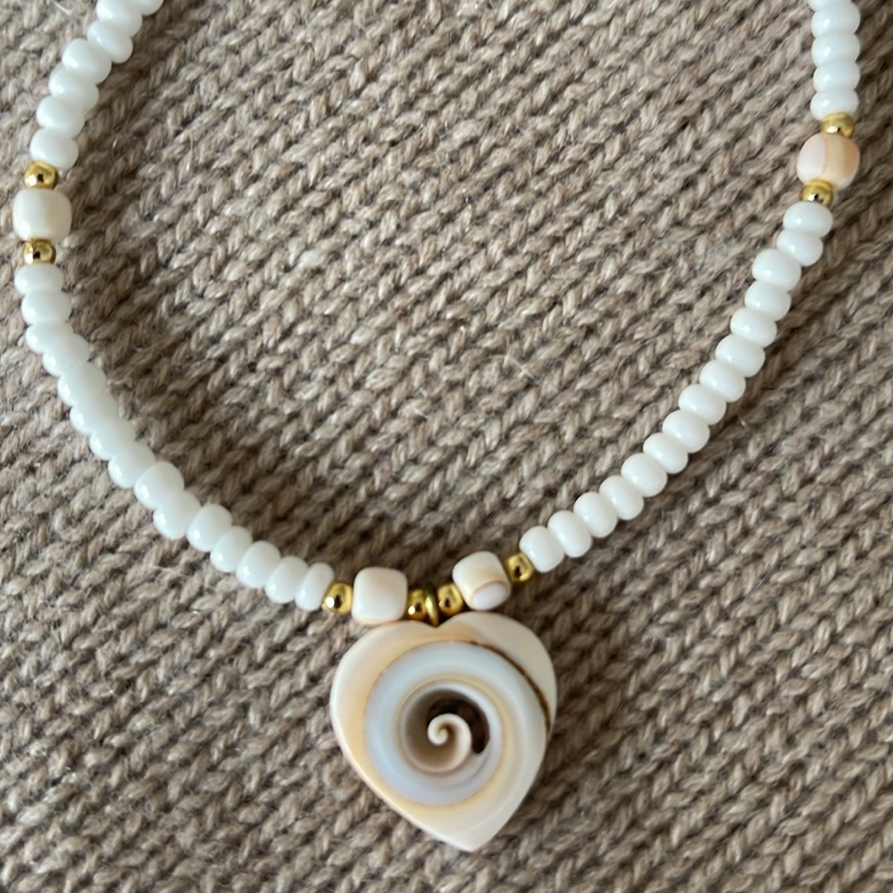 ANKLE BRACELET with ๐ค Seashell & beads - Picture 6 of 8